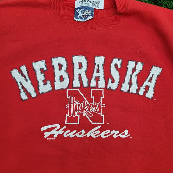 Vintage 90s Nebraska Huskers Sweatshirt 2XL 28x26 Red USA - Picture 16 of 16